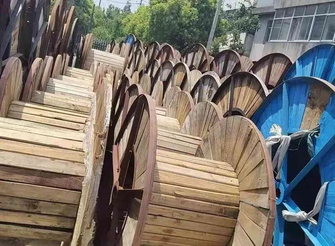 上海回收旧电缆盘